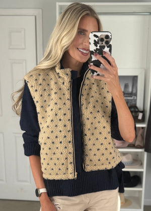 Fleck Vest Crm