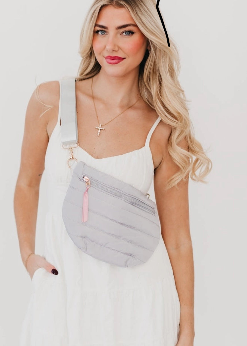 The Puff Crossbody Light Grey