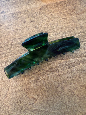 Regina Claw Clip