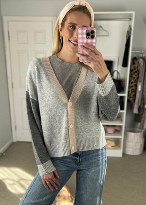 Sela Cardigan