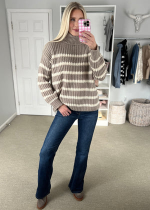 Oreo Sweater Mossy Taupe