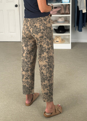 Damien Jeans