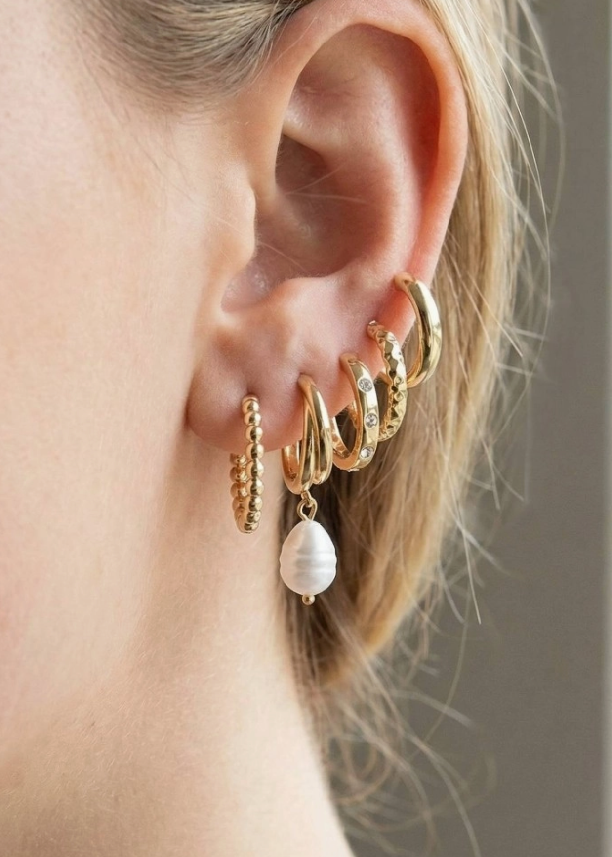 Pearl Hoop Set