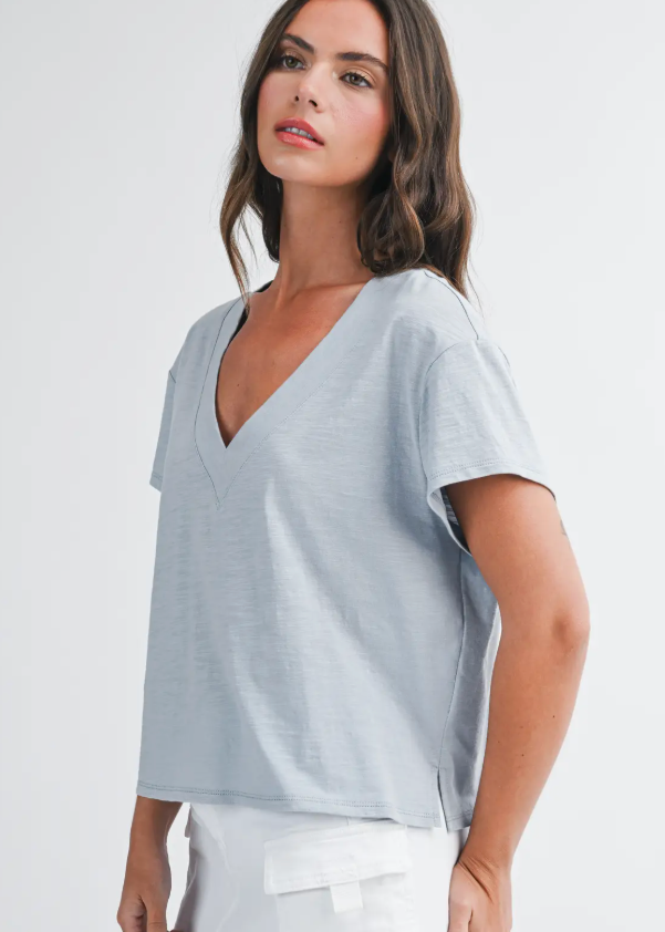 Chloe Tee Sky