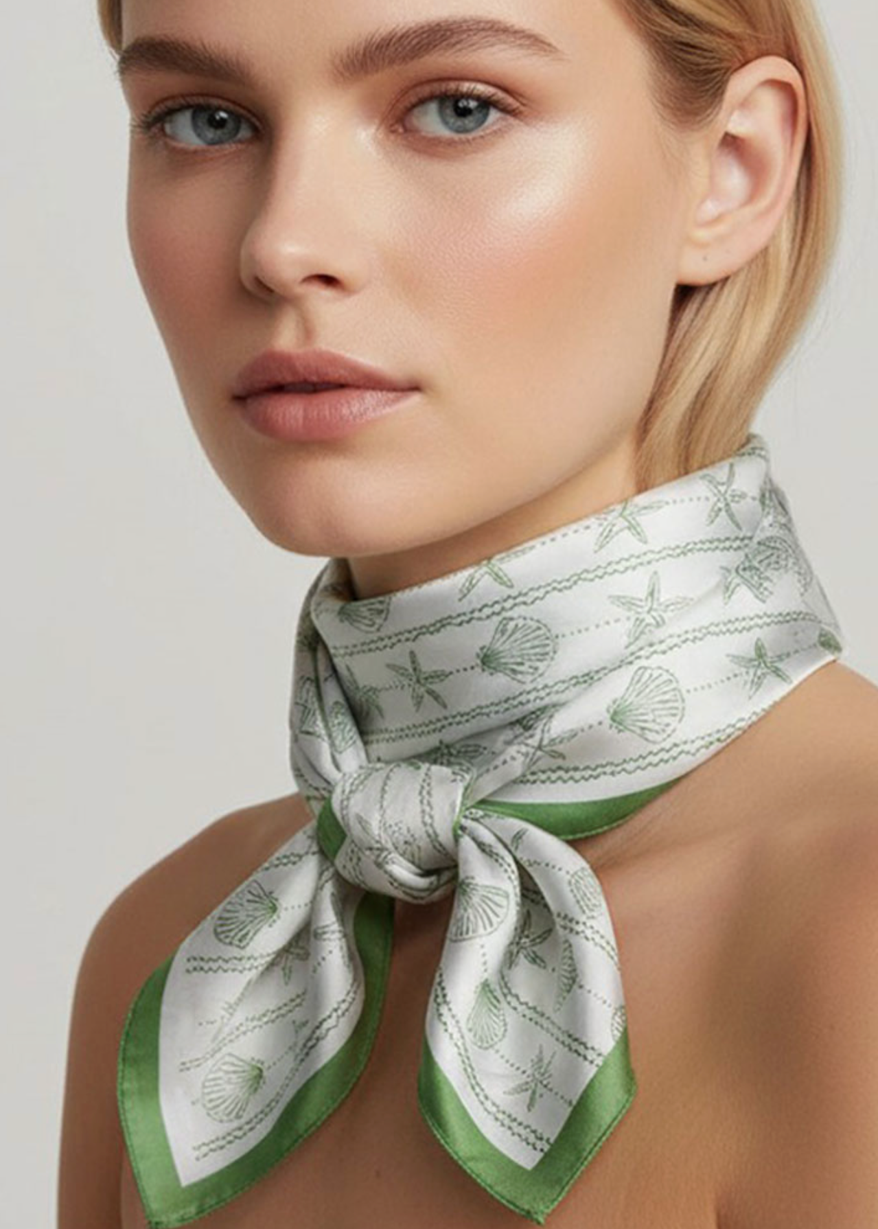 Lindy Scarf green shells