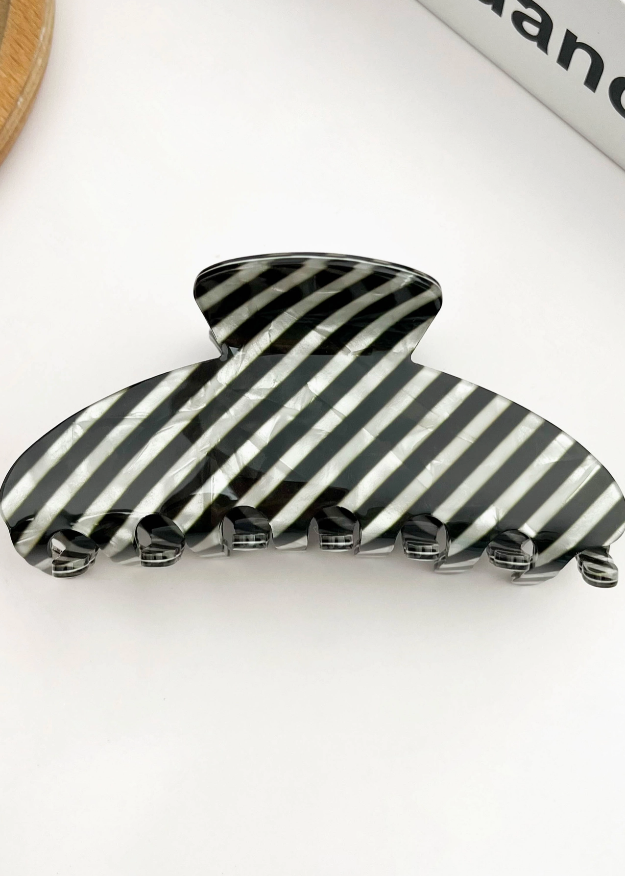 Carmen Claw Clip black