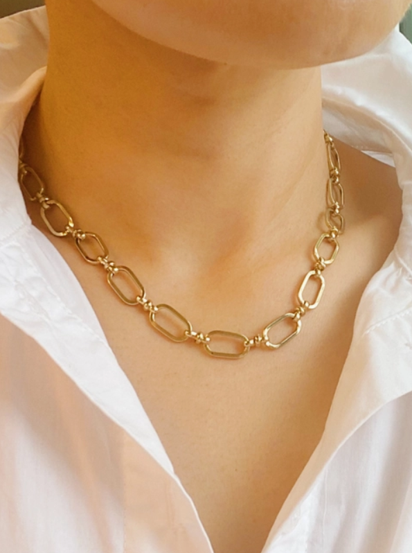 Amberly Necklace