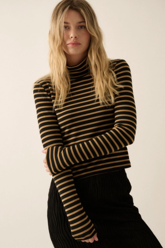 Gage Turtleneck Black