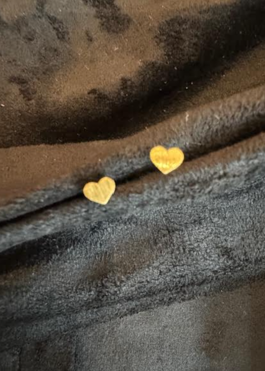 Heart Stud Earrings Gold