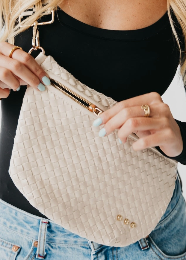 Westerly Crossbody Cream