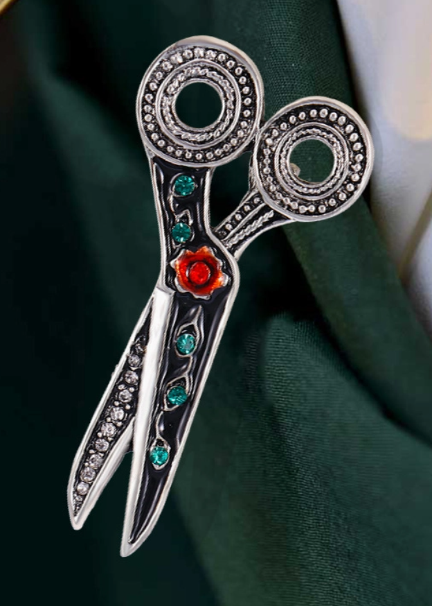 Scissors Brooch