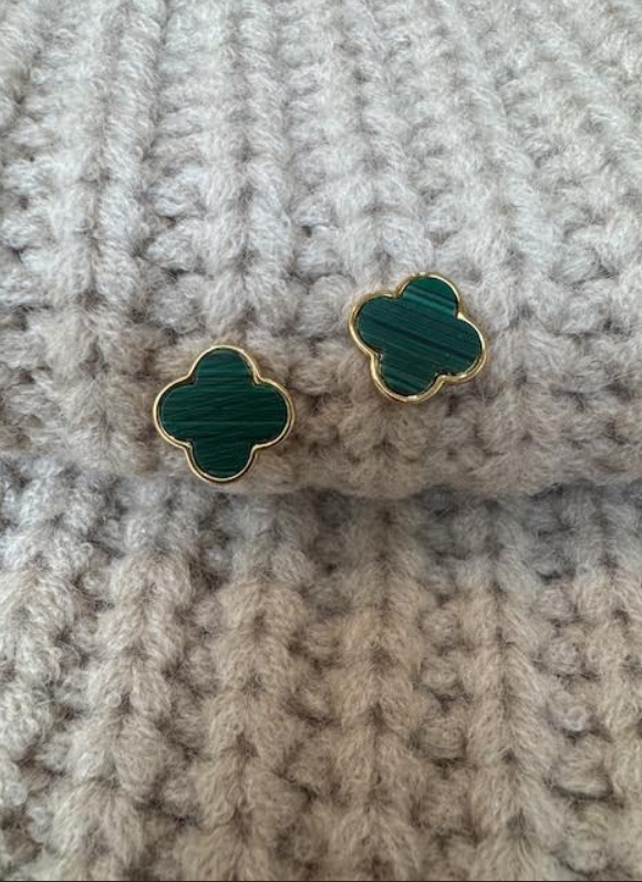 Basic Clover Studs Green
