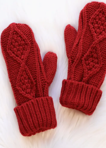 Cable Knit Mittens Red