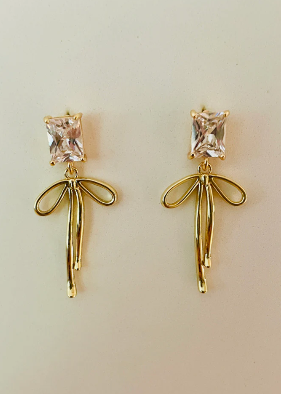 Festive Earrings Gold