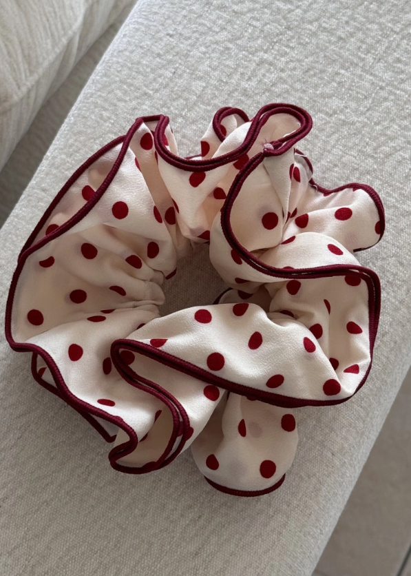 Statement Scrunchie Dots