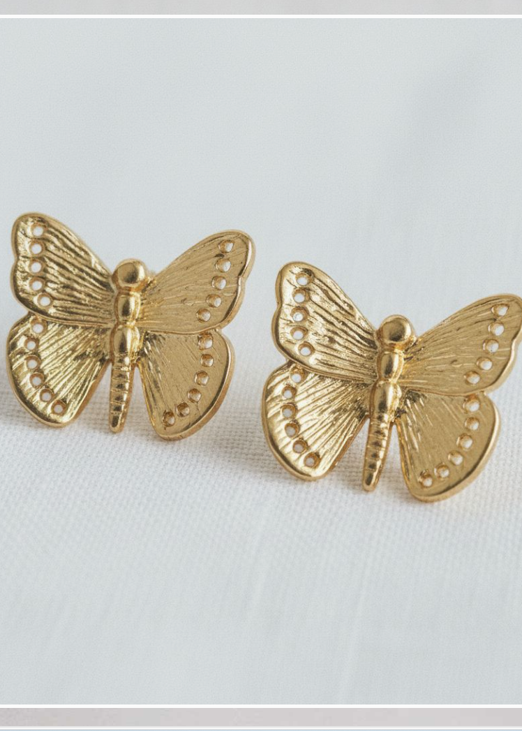 Flutter Wing Studs