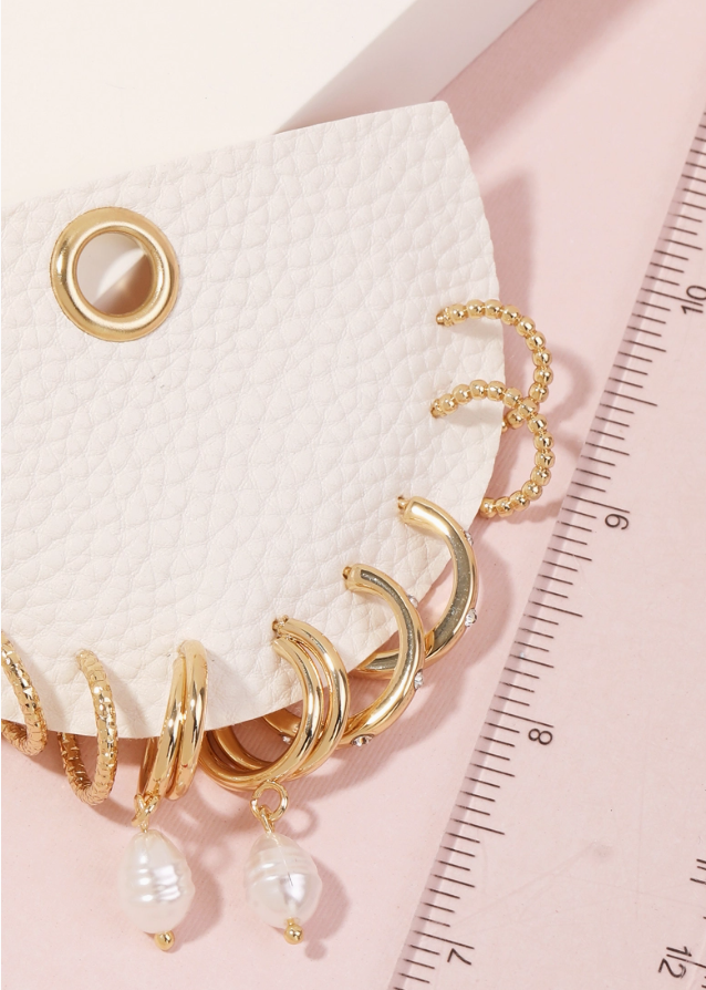 Halfmoon Medium Gold