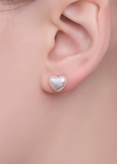 Plump Heart Studs