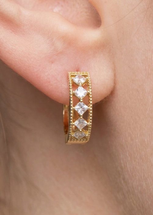 Tiara Hoops