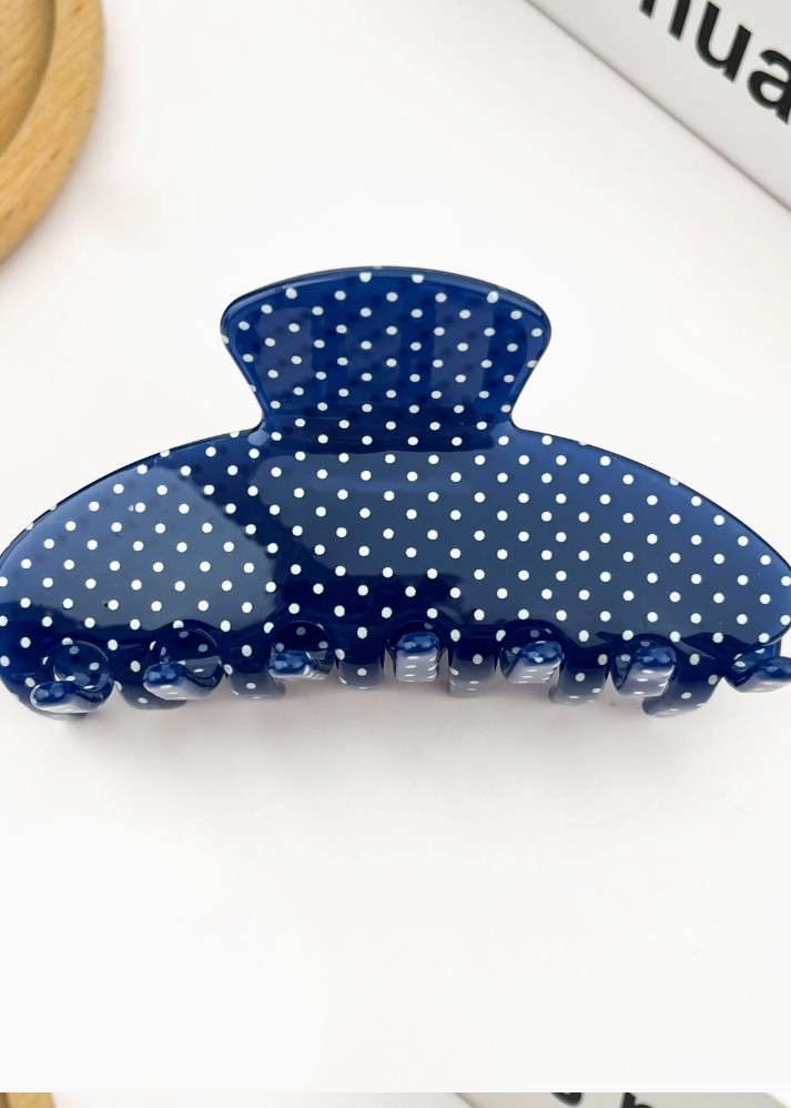 Suzie Q Claw Navy