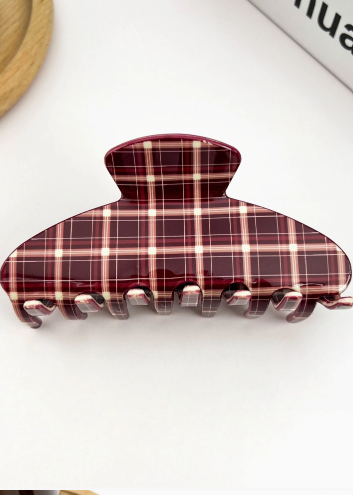 Plaid Red Claw