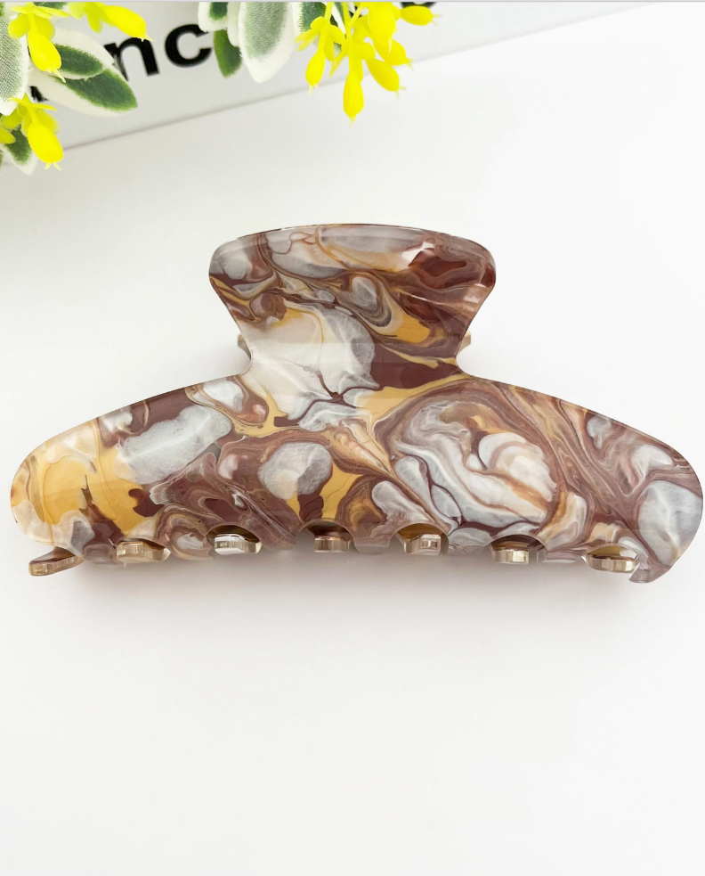 Swirly Claw Brown