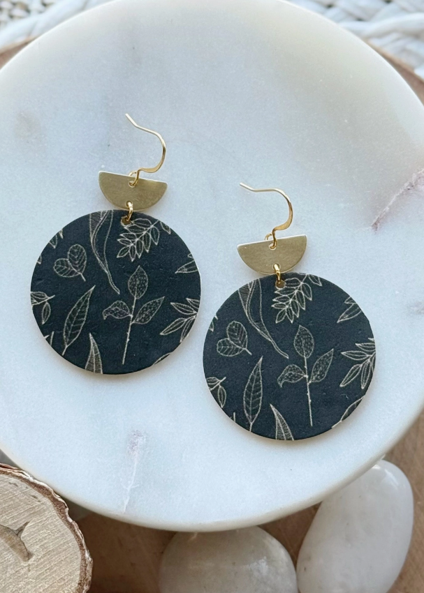 Mara Earrings Black