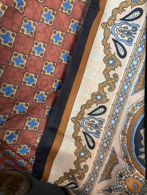 Versailles Scarf Crm